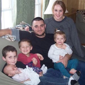 Meet your Posher, Caitlin